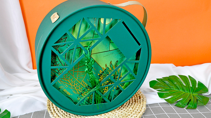 創(chuàng)意鏤空禮盒包裝